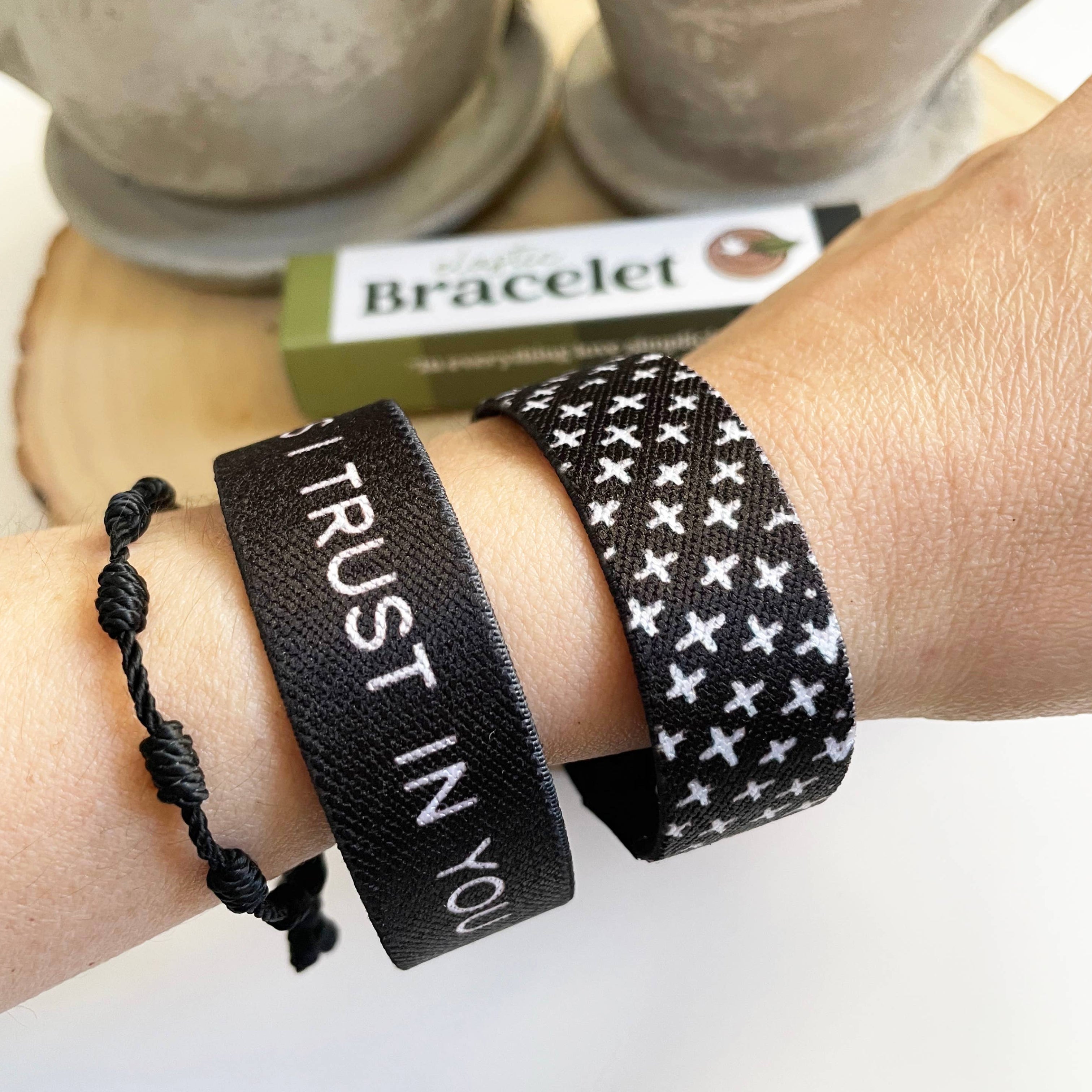 Jesus I Trust In You | Reversible Elastic Bracelet