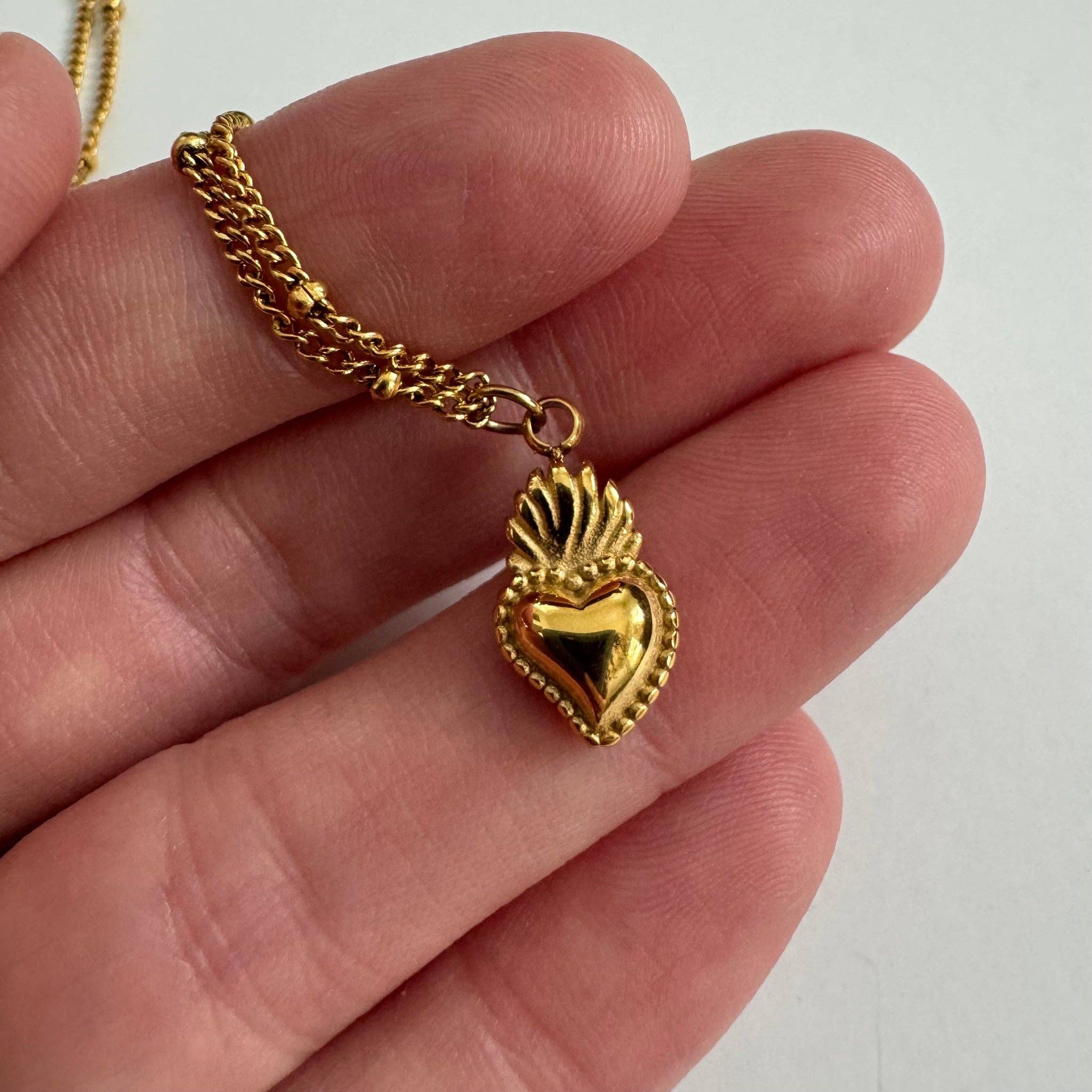 Dainty Sacred Heart of Jesus Necklace